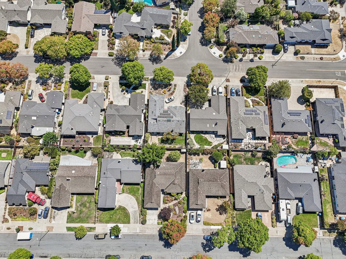 Detail Gallery Image 58 of 66 For 1984 Kobara Ln, San Jose,  CA 95124 - 4 Beds | 2/1 Baths