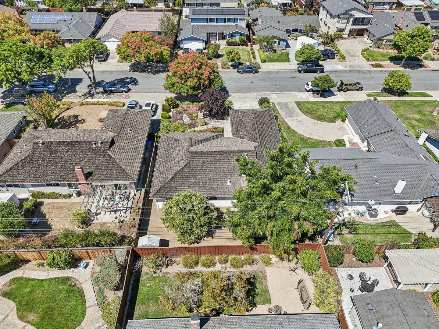 Detail Gallery Image 60 of 66 For 1984 Kobara Ln, San Jose,  CA 95124 - 4 Beds | 2/1 Baths