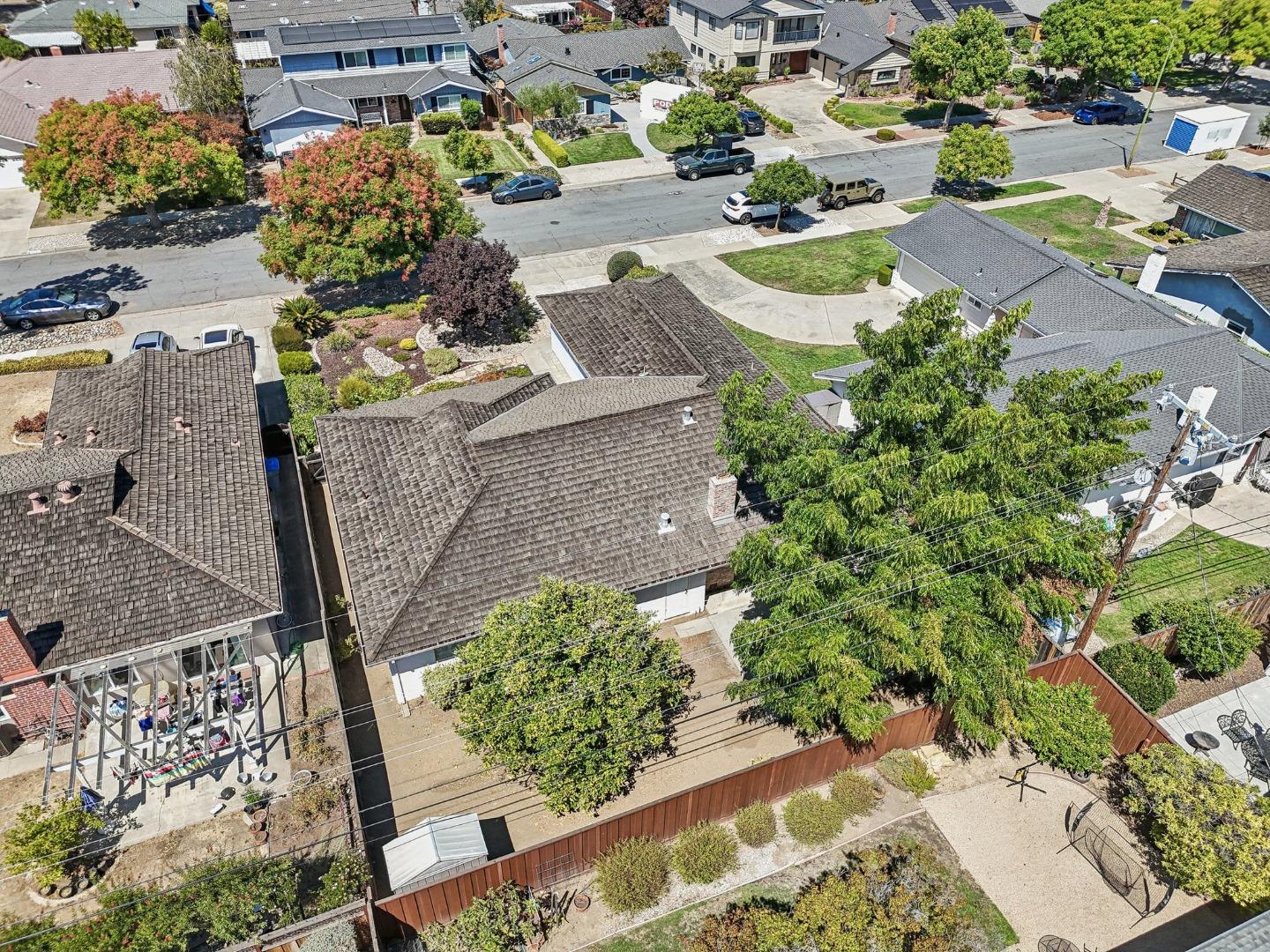 Detail Gallery Image 62 of 66 For 1984 Kobara Ln, San Jose,  CA 95124 - 4 Beds | 2/1 Baths