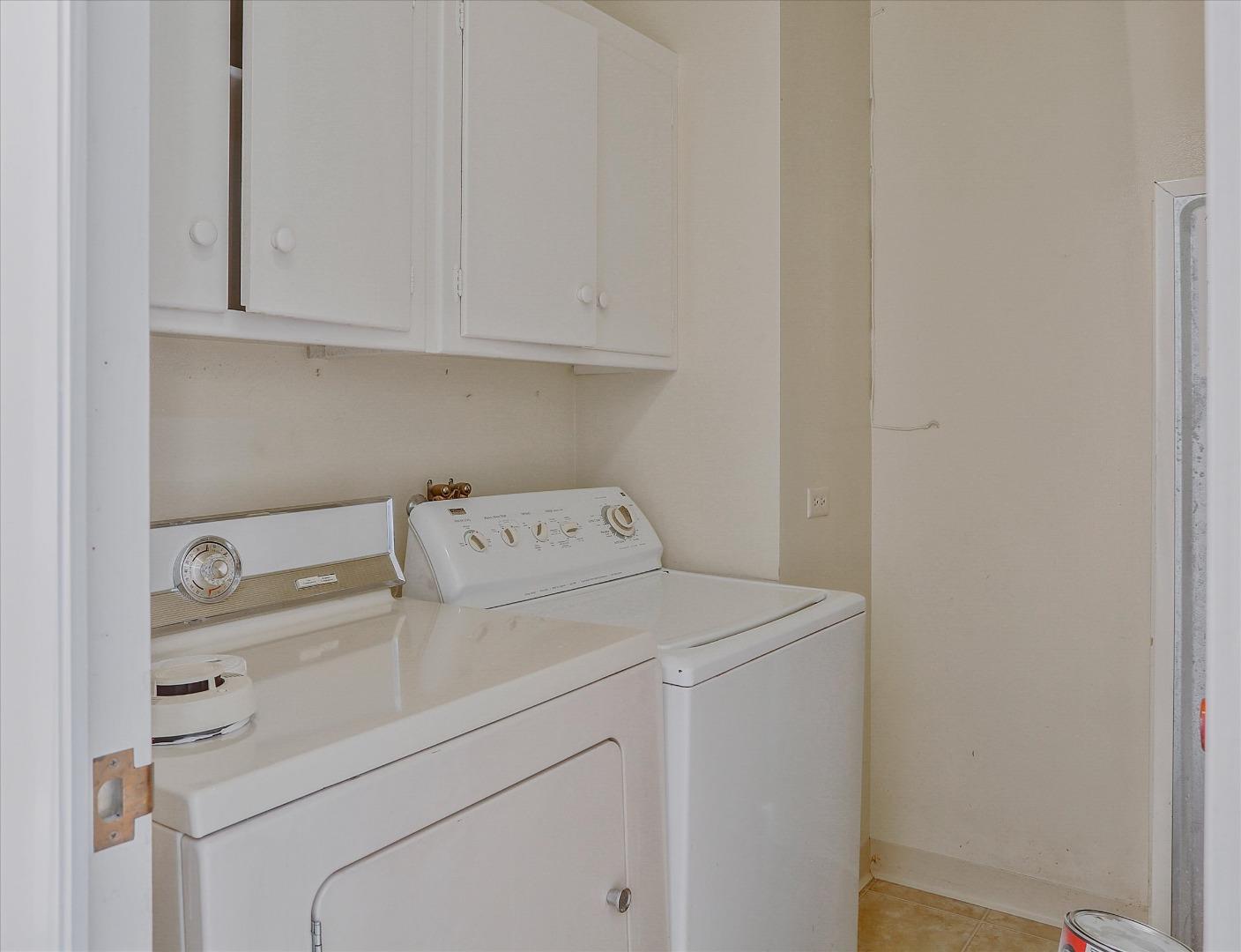 Detail Gallery Image 13 of 28 For 4100 Folsom Blvd 2b,  Sacramento,  CA 95819 - 3 Beds | 2 Baths