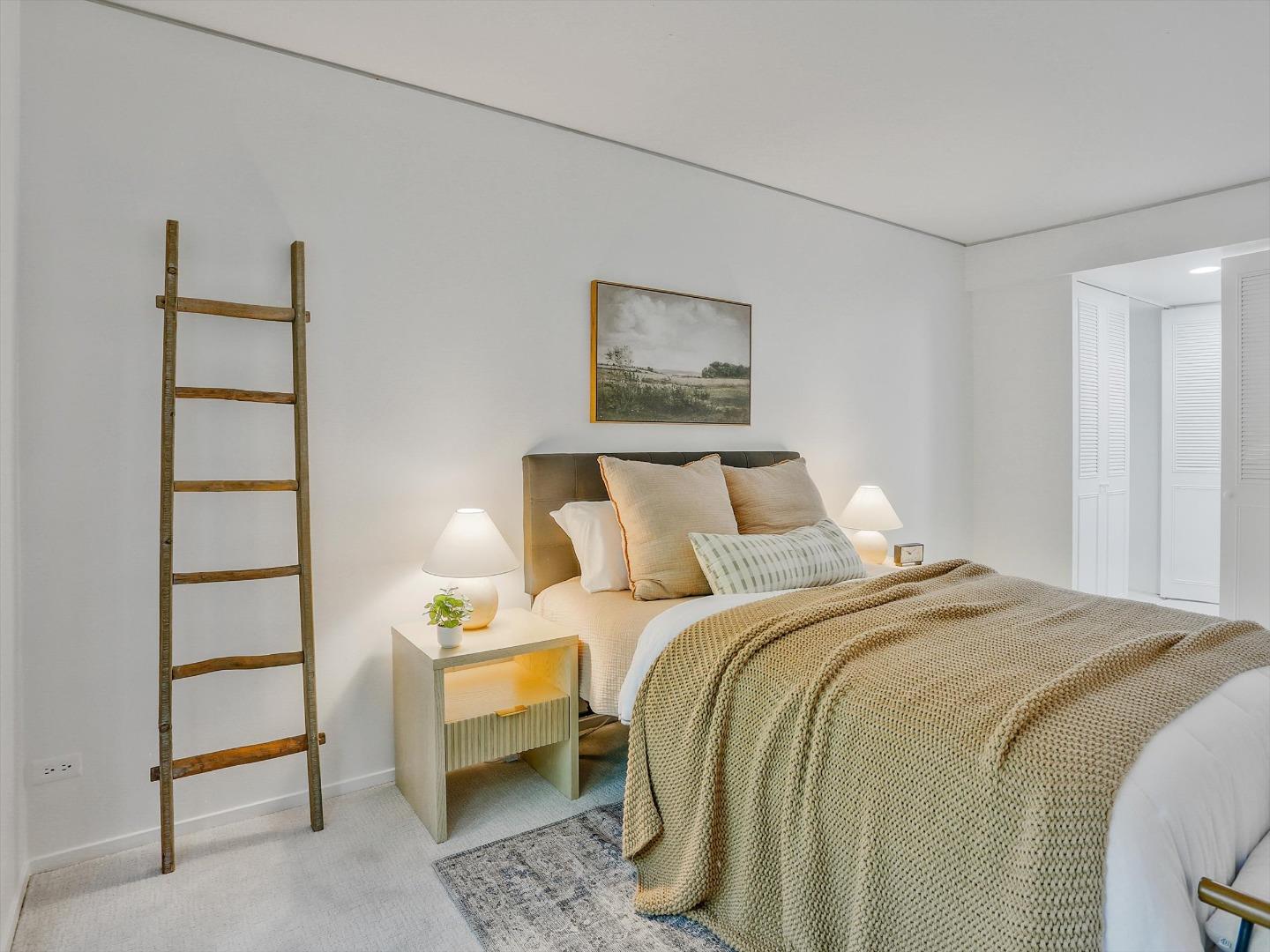 Detail Gallery Image 21 of 28 For 4100 Folsom Blvd 2b,  Sacramento,  CA 95819 - 3 Beds | 2 Baths