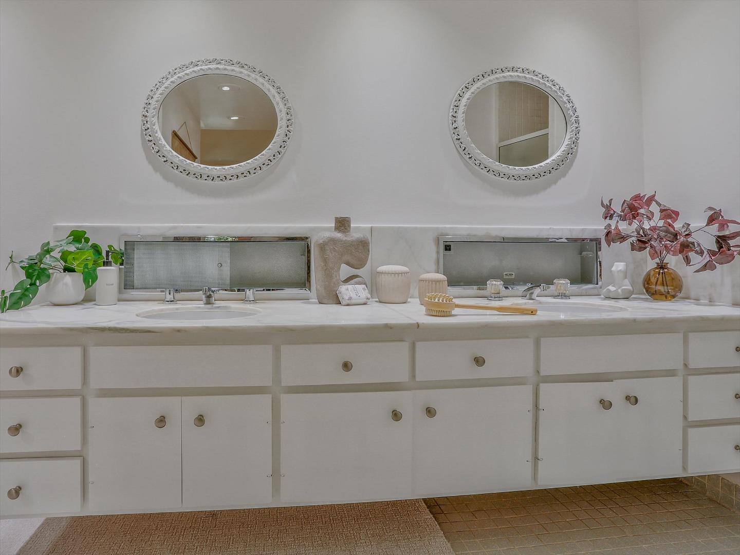 Detail Gallery Image 24 of 28 For 4100 Folsom Blvd 2b,  Sacramento,  CA 95819 - 3 Beds | 2 Baths