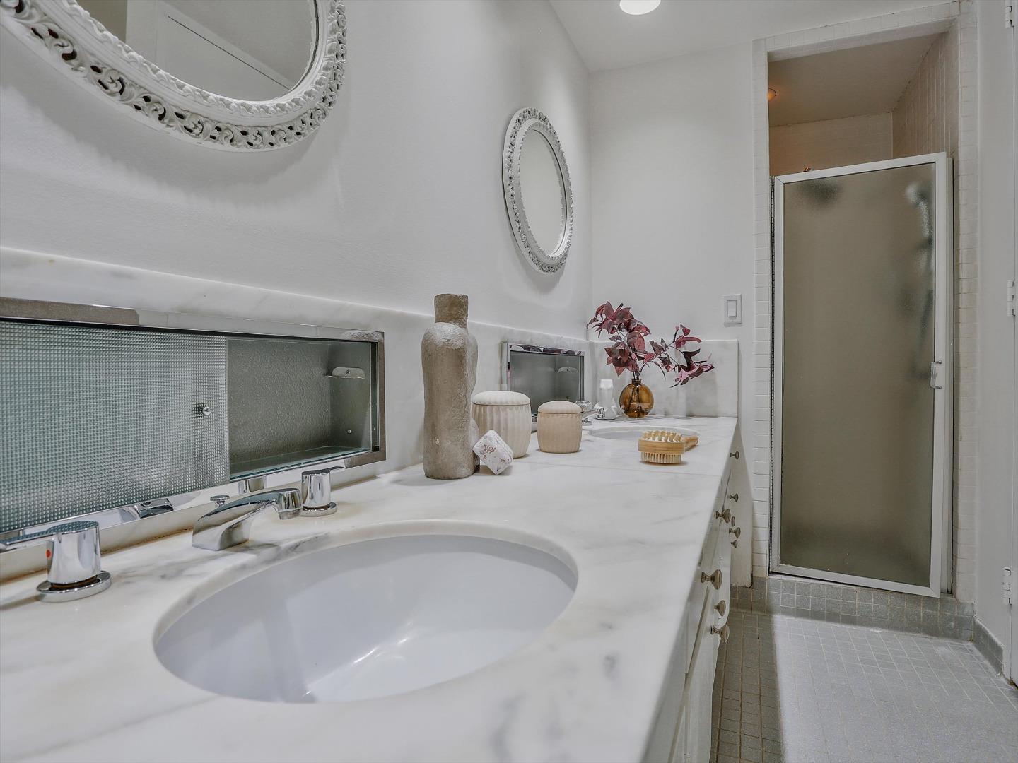 Detail Gallery Image 25 of 28 For 4100 Folsom Blvd 2b,  Sacramento,  CA 95819 - 3 Beds | 2 Baths