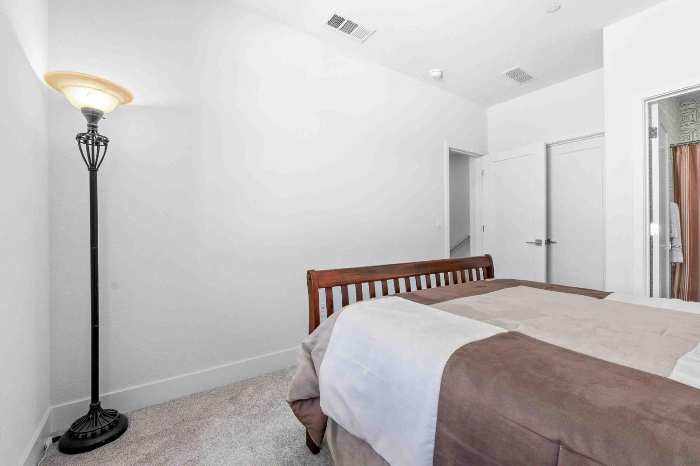 Detail Gallery Image 14 of 38 For 8629 Seawind Way, Newark,  CA 94560 - 2 Beds | 2/1 Baths