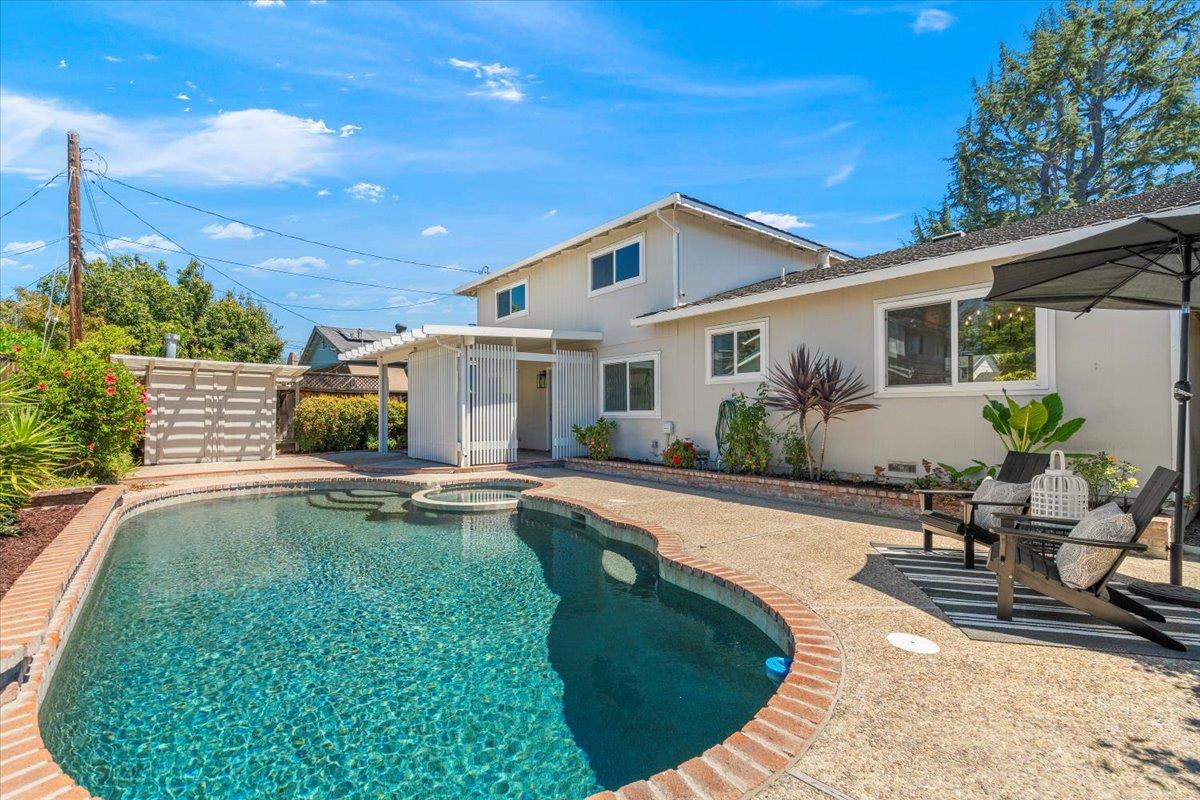 Detail Gallery Image 20 of 22 For 1585 Inverness Cir, San Jose,  CA 95124 - 4 Beds | 2/1 Baths