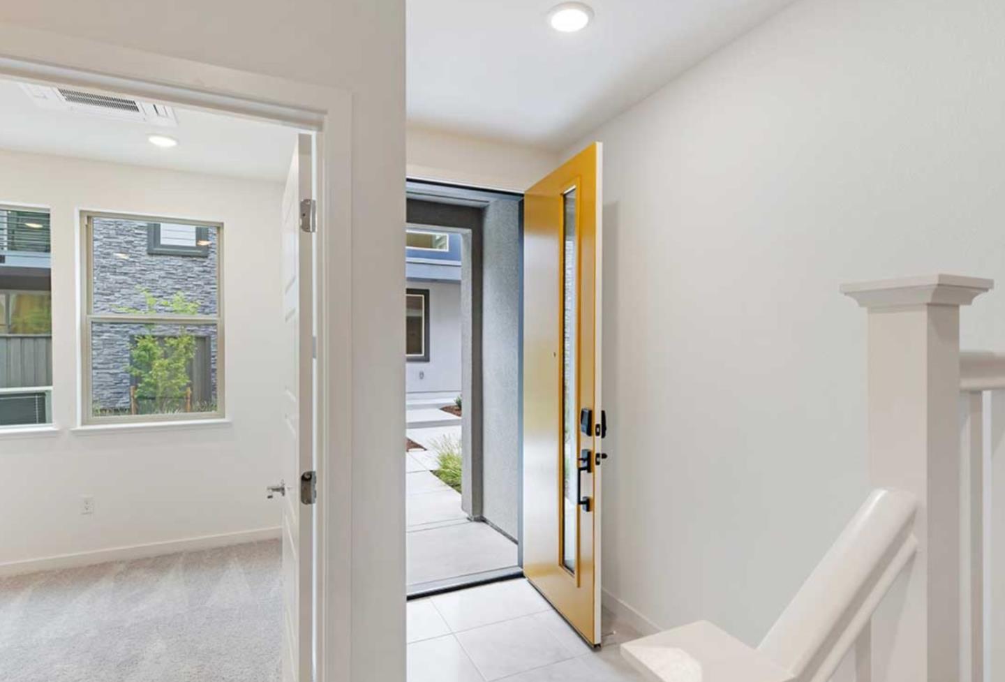 Detail Gallery Image 7 of 27 For 6694 Optimum Loop, San Jose,  CA 95119 - 3 Beds | 3/1 Baths