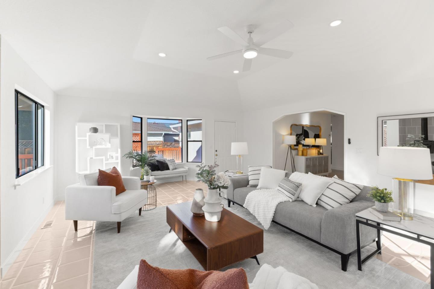 Detail Gallery Image 3 of 37 For 1561 Rose Anna Dr, San Jose,  CA 95118 - 3 Beds | 2 Baths