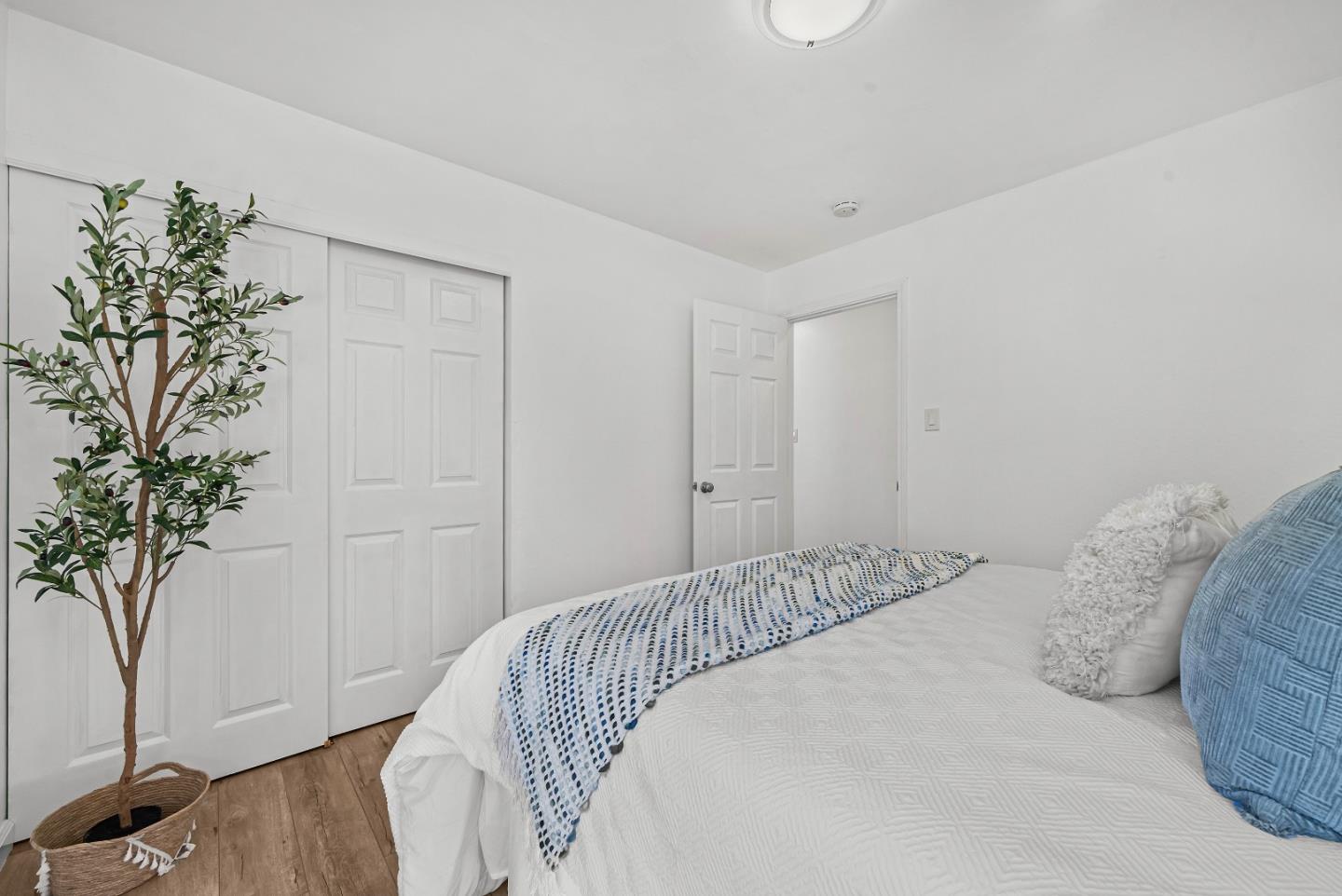 Detail Gallery Image 14 of 31 For 380 Auburn Way #10,  San Jose,  CA 95129 - 2 Beds | 1 Baths