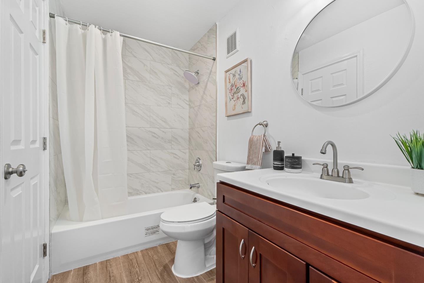Detail Gallery Image 18 of 31 For 380 Auburn Way #10,  San Jose,  CA 95129 - 2 Beds | 1 Baths