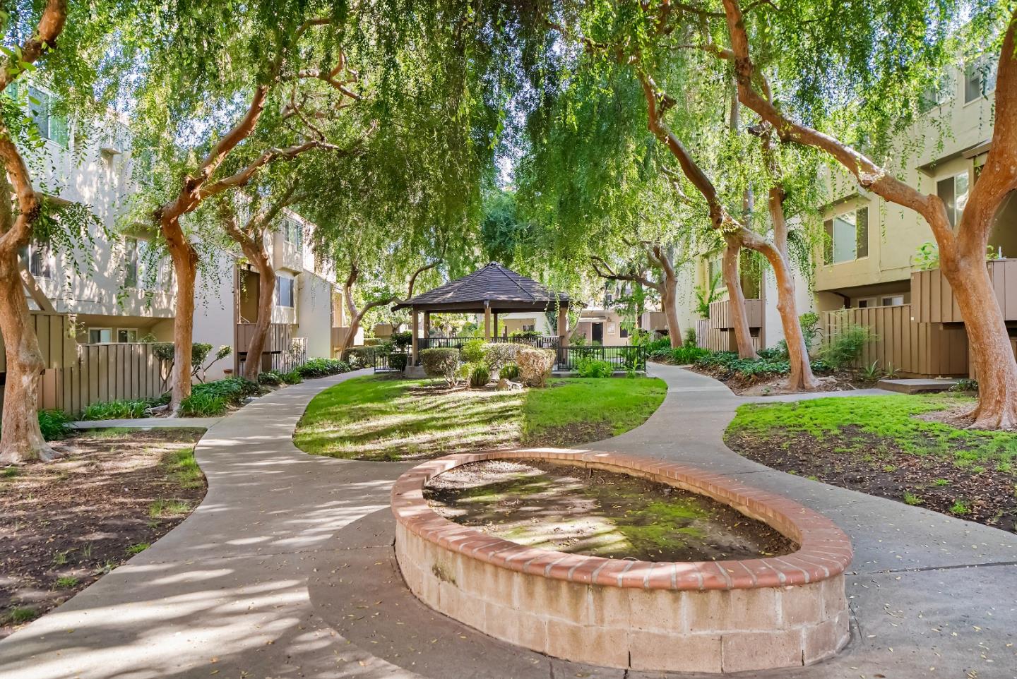 Detail Gallery Image 22 of 31 For 380 Auburn Way #10,  San Jose,  CA 95129 - 2 Beds | 1 Baths