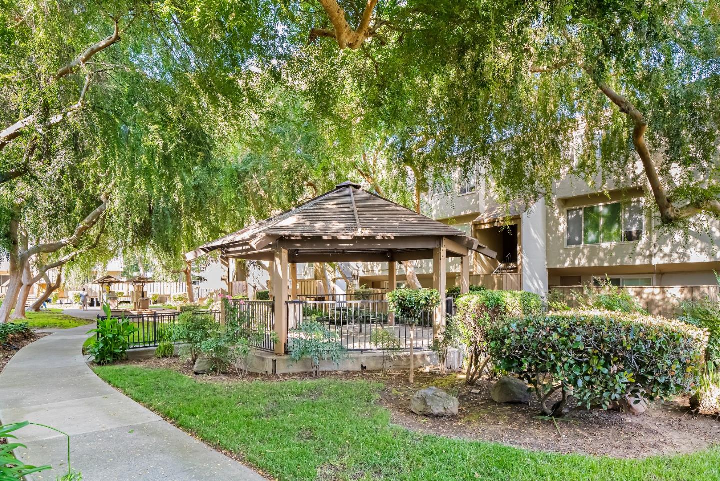 Detail Gallery Image 23 of 31 For 380 Auburn Way #10,  San Jose,  CA 95129 - 2 Beds | 1 Baths