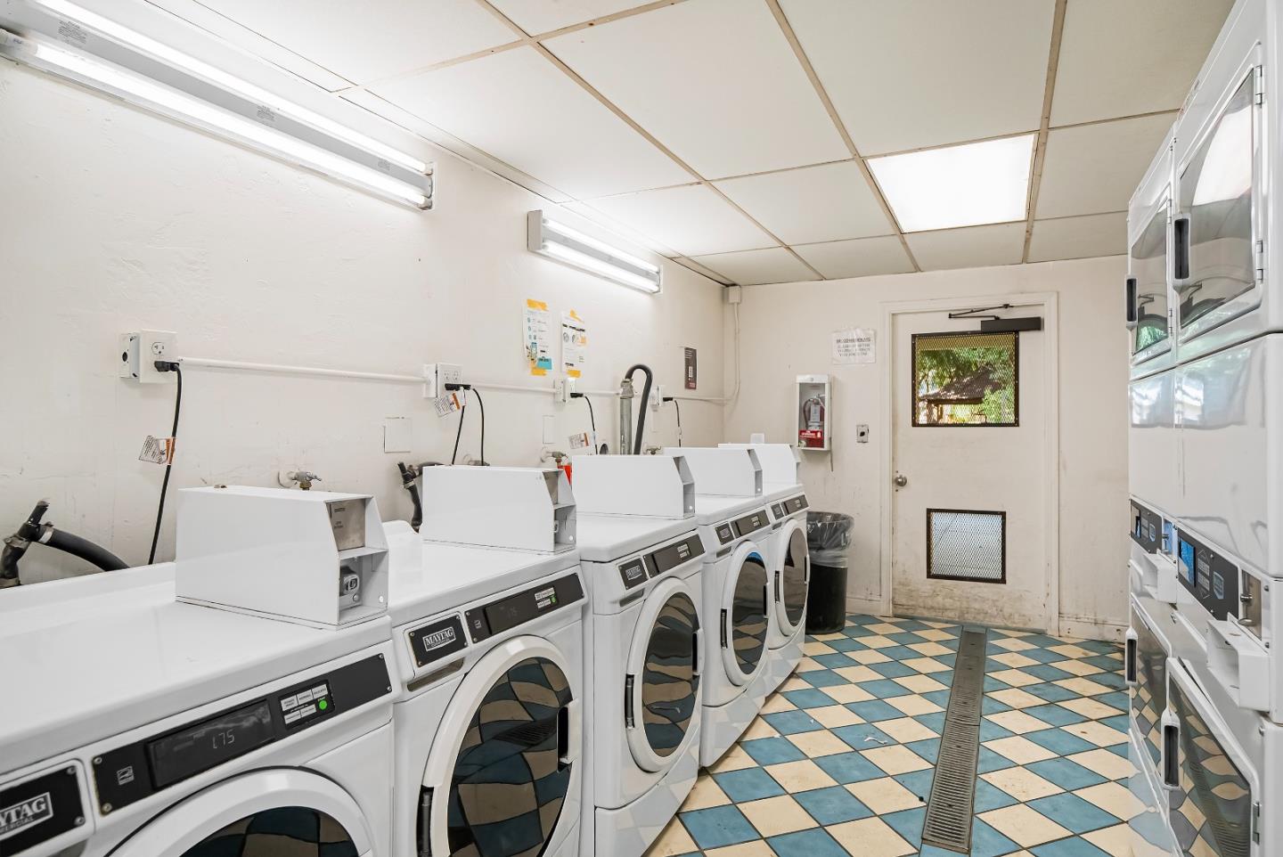 Detail Gallery Image 26 of 31 For 380 Auburn Way #10,  San Jose,  CA 95129 - 2 Beds | 1 Baths