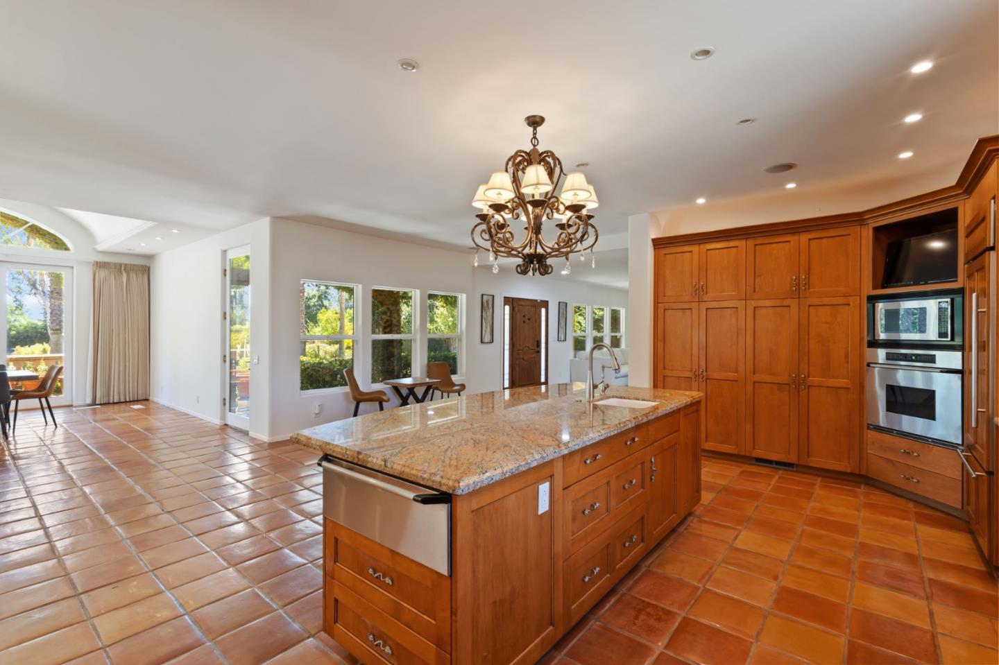 Detail Gallery Image 19 of 66 For 3303 Pope Ave, Sacramento,  CA 95821 - 3 Beds | 3 Baths
