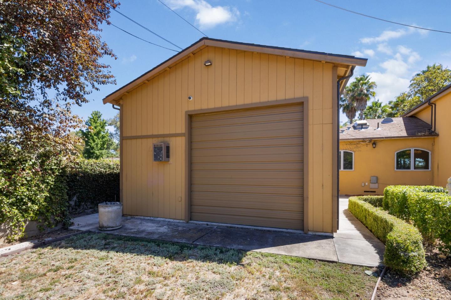 Detail Gallery Image 43 of 66 For 3303 Pope Ave, Sacramento,  CA 95821 - 3 Beds | 3 Baths