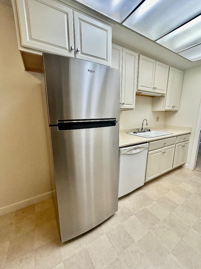 Detail Gallery Image 10 of 34 For 5138 Cribari Pl, San Jose,  CA 95135 - 2 Beds | 2 Baths