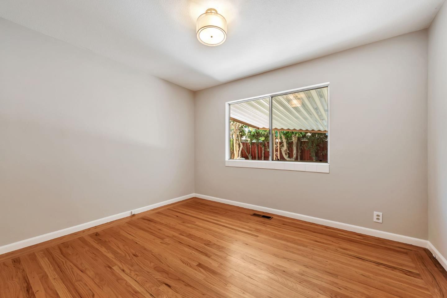 Detail Gallery Image 13 of 25 For 2444 Fernwood Ave, San Jose,  CA 95128 - 3 Beds | 1 Baths