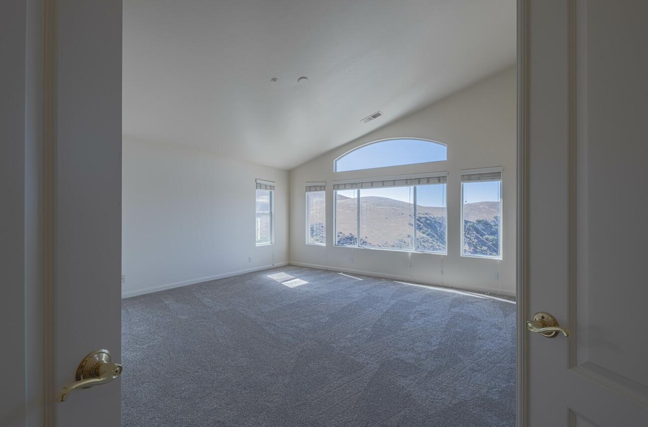 Detail Gallery Image 37 of 65 For 27606 Prestancia Cir, Salinas,  CA 93908 - 5 Beds | 4 Baths