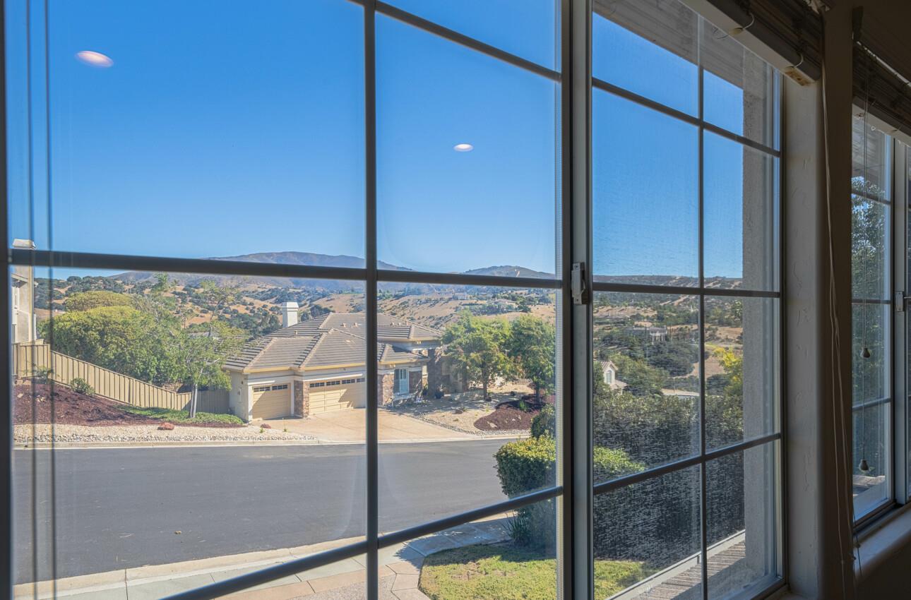 Detail Gallery Image 48 of 65 For 27606 Prestancia Cir, Salinas,  CA 93908 - 5 Beds | 4 Baths
