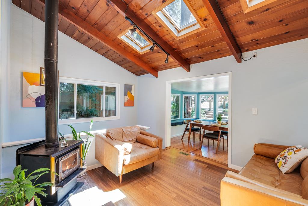 Detail Gallery Image 11 of 38 For 620 Knoll Way, Felton,  CA 95018 - 3 Beds | 2 Baths