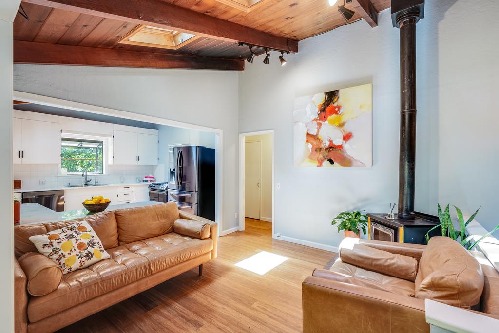 Detail Gallery Image 13 of 38 For 620 Knoll Way, Felton,  CA 95018 - 3 Beds | 2 Baths