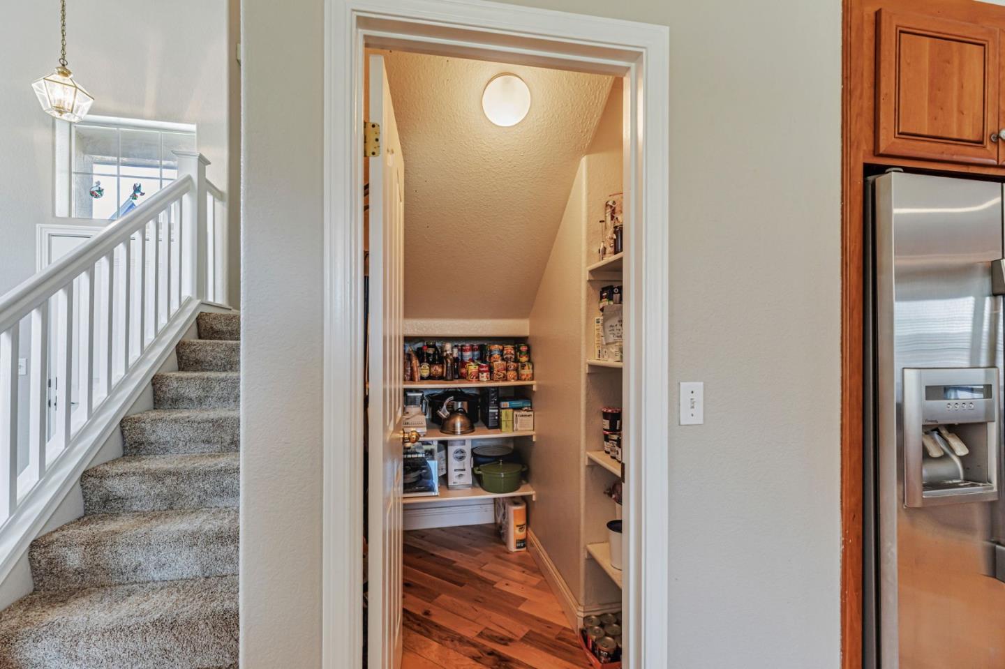 Detail Gallery Image 16 of 48 For 780 Le Mans Dr, Hollister,  CA 95023 - 4 Beds | 2/1 Baths
