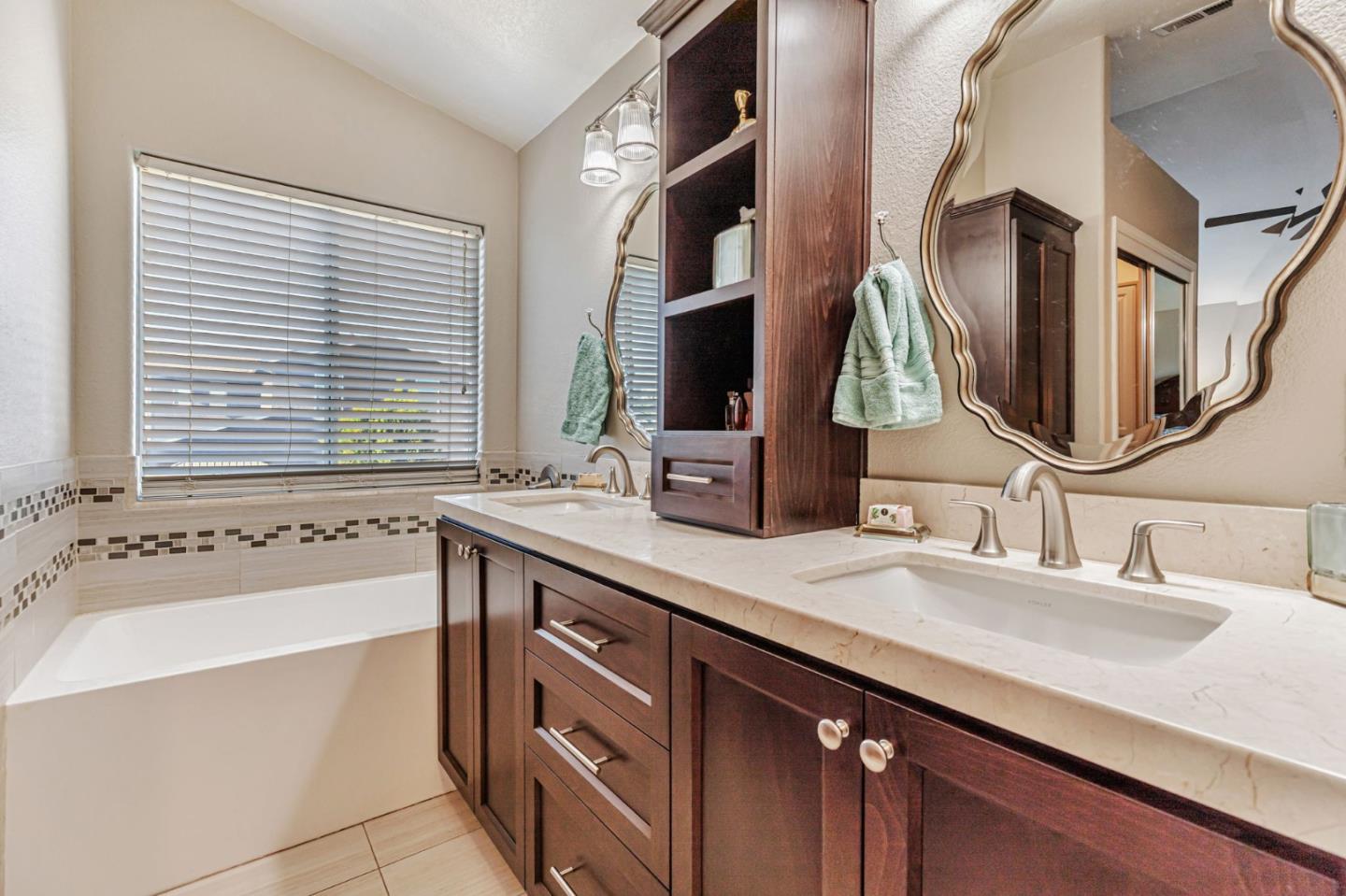 Detail Gallery Image 33 of 48 For 780 Le Mans Dr, Hollister,  CA 95023 - 4 Beds | 2/1 Baths