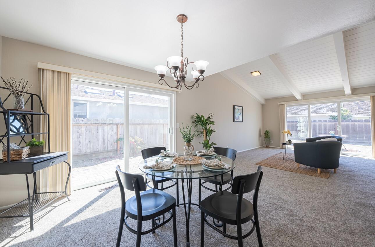 Detail Gallery Image 14 of 41 For 1244 La Mirada Dr, Salinas,  CA 93901 - 3 Beds | 2 Baths