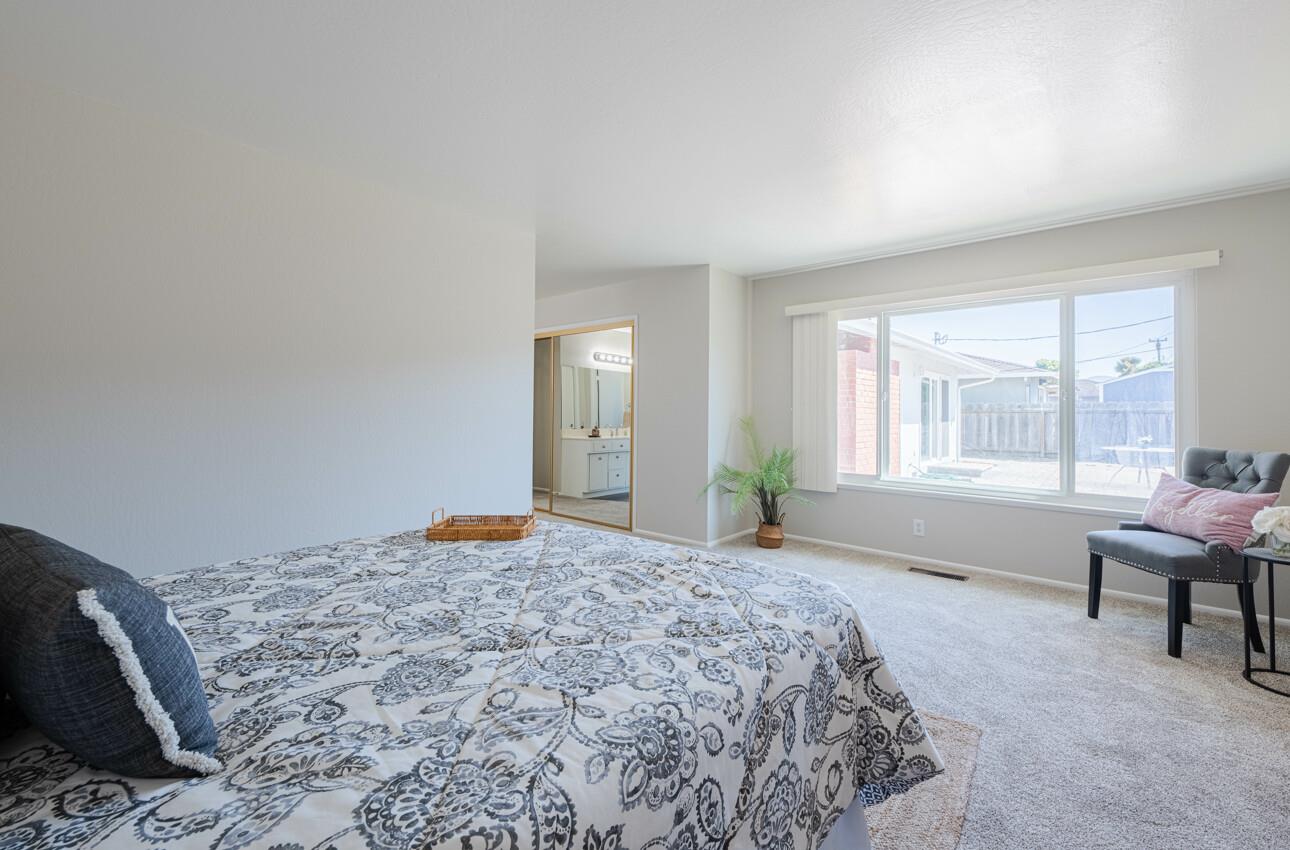 Detail Gallery Image 27 of 41 For 1244 La Mirada Dr, Salinas,  CA 93901 - 3 Beds | 2 Baths
