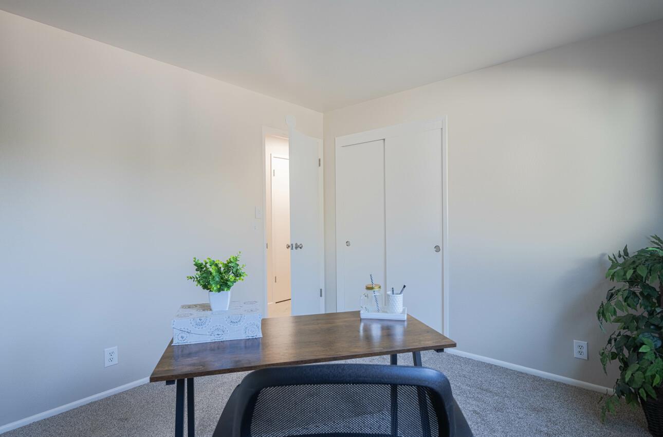 Detail Gallery Image 33 of 41 For 1244 La Mirada Dr, Salinas,  CA 93901 - 3 Beds | 2 Baths