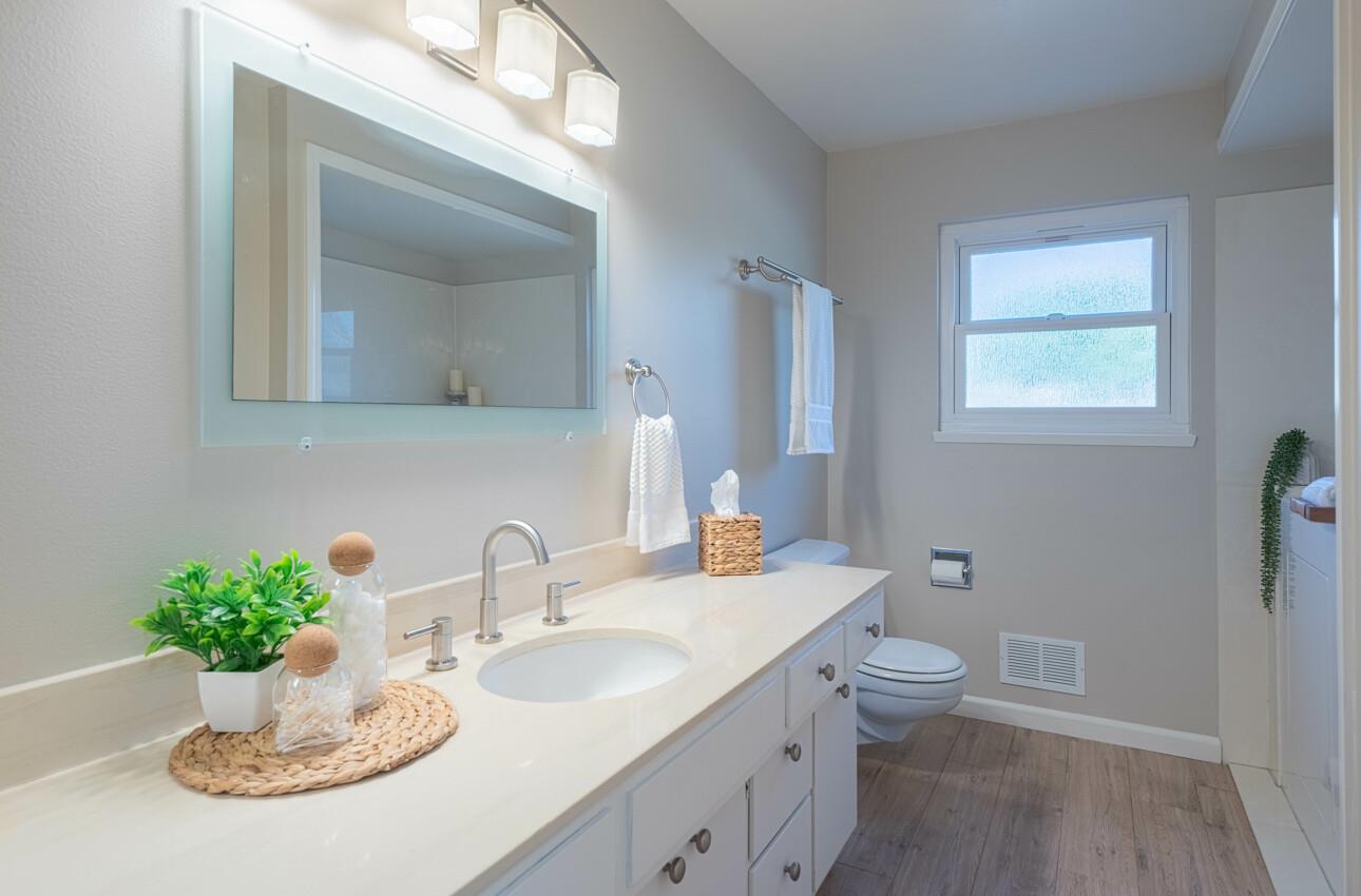 Detail Gallery Image 34 of 41 For 1244 La Mirada Dr, Salinas,  CA 93901 - 3 Beds | 2 Baths