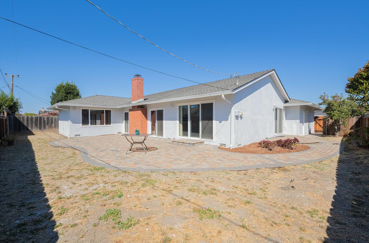 Detail Gallery Image 36 of 41 For 1244 La Mirada Dr, Salinas,  CA 93901 - 3 Beds | 2 Baths