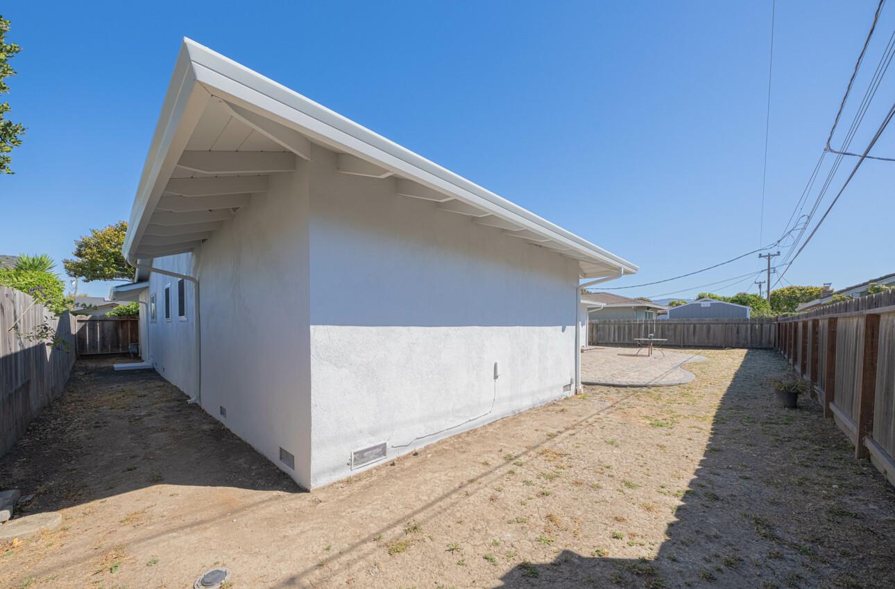 Detail Gallery Image 41 of 41 For 1244 La Mirada Dr, Salinas,  CA 93901 - 3 Beds | 2 Baths