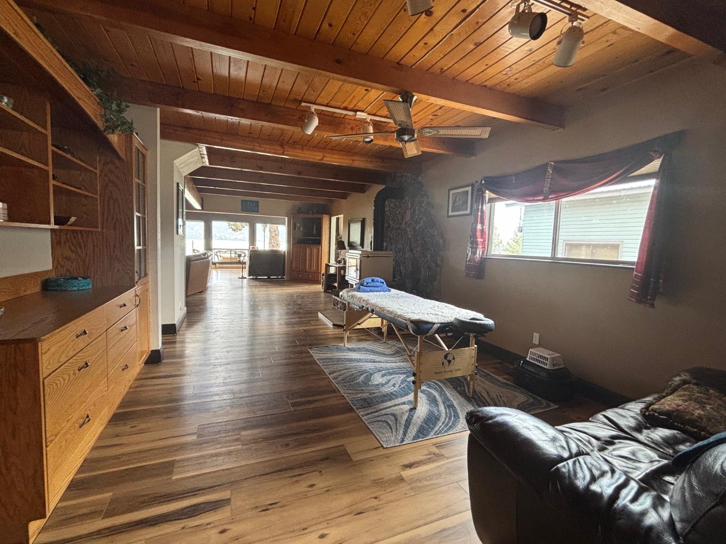 Detail Gallery Image 14 of 36 For 509-200 Stone Rd, Susanville,  CA 96130 - 6 Beds | 5/1 Baths