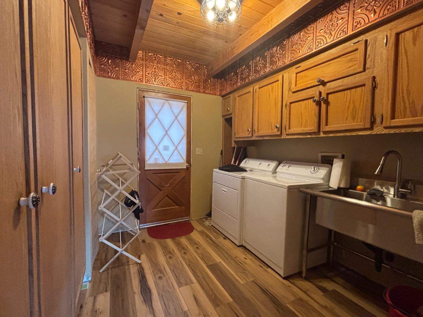 Detail Gallery Image 15 of 36 For 509-200 Stone Rd, Susanville,  CA 96130 - 6 Beds | 5/1 Baths