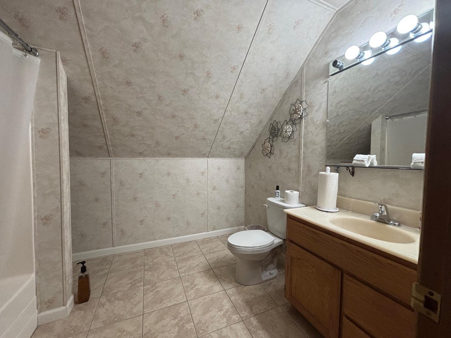 Detail Gallery Image 24 of 36 For 509-200 Stone Rd, Susanville,  CA 96130 - 6 Beds | 5/1 Baths