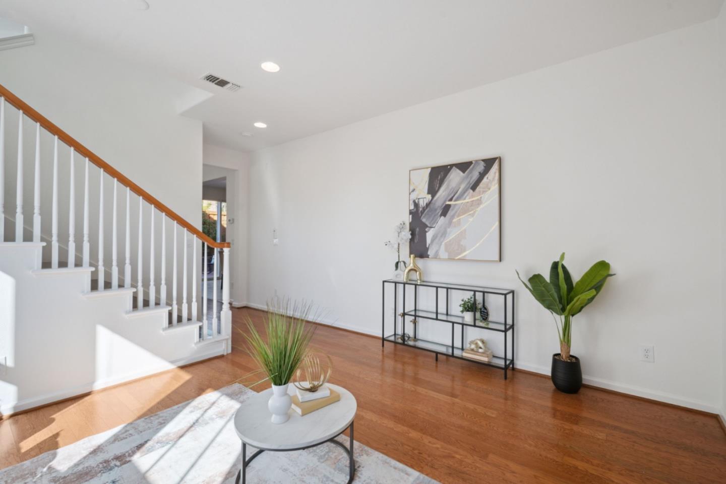 Detail Gallery Image 3 of 43 For 7394 Basking Ridge Ave, San Jose,  CA 95138 - 5 Beds | 3/1 Baths