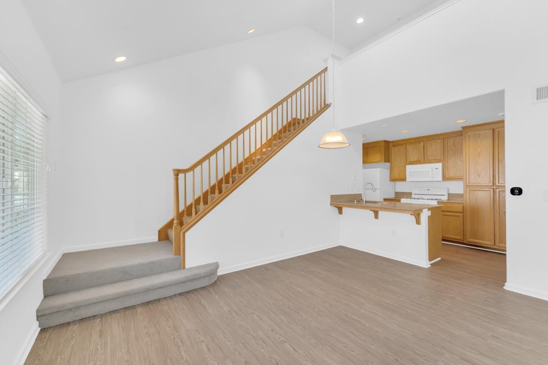 Detail Gallery Image 11 of 51 For 1544 Rosette Way, Gilroy,  CA 95020 - 3 Beds | 2 Baths