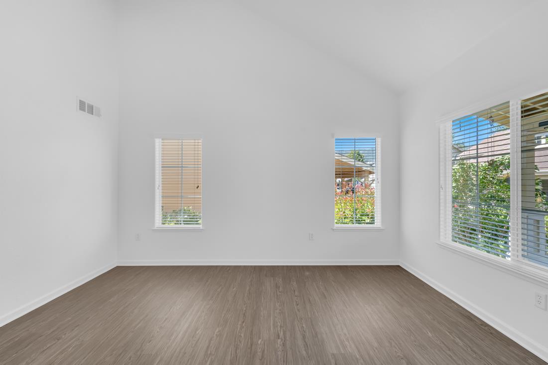 Detail Gallery Image 16 of 51 For 1544 Rosette Way, Gilroy,  CA 95020 - 3 Beds | 2 Baths