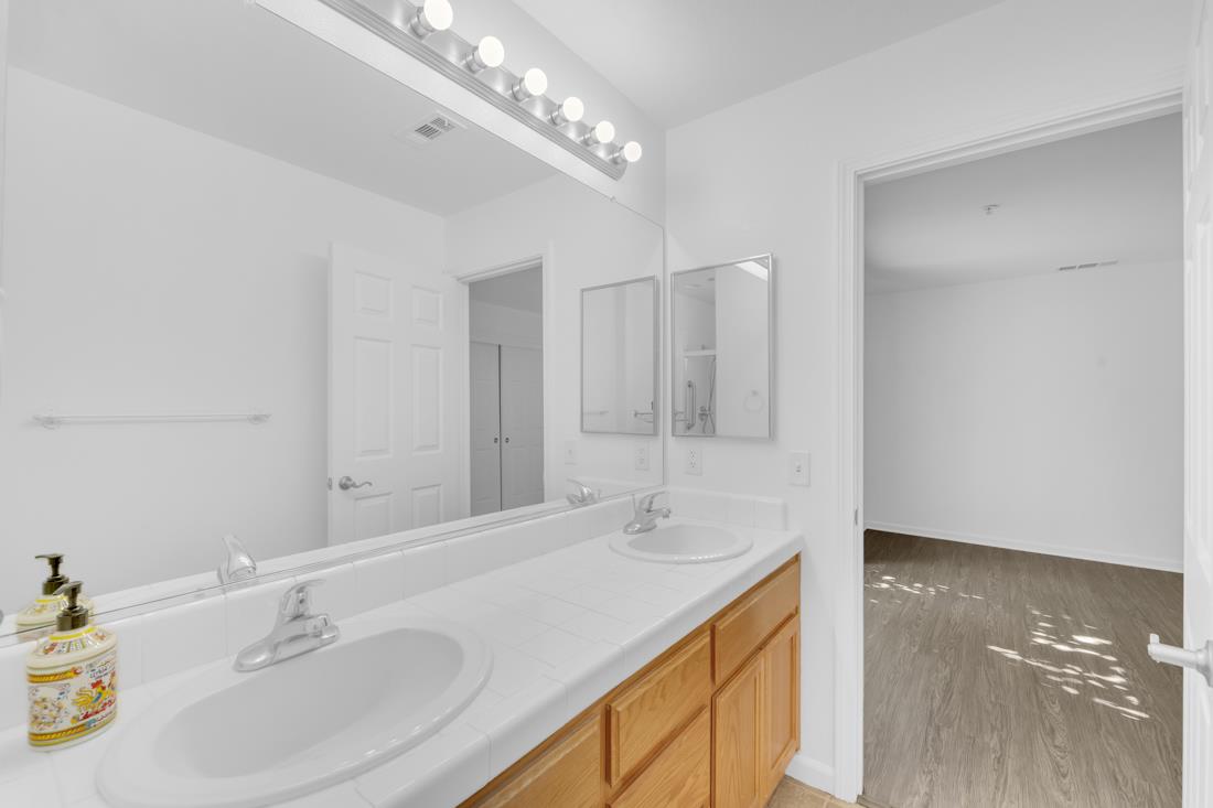 Detail Gallery Image 23 of 51 For 1544 Rosette Way, Gilroy,  CA 95020 - 3 Beds | 2 Baths