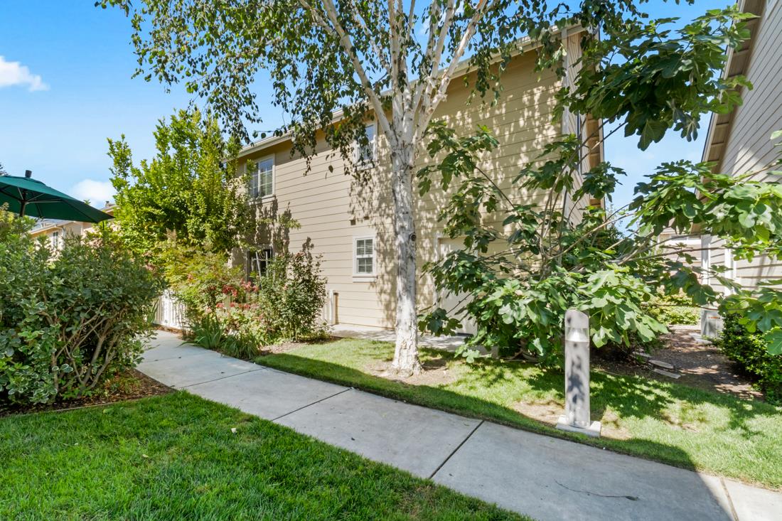 Detail Gallery Image 42 of 51 For 1544 Rosette Way, Gilroy,  CA 95020 - 3 Beds | 2 Baths