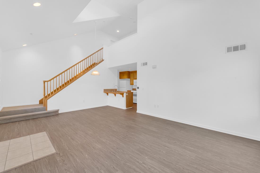 Detail Gallery Image 7 of 51 For 1544 Rosette Way, Gilroy,  CA 95020 - 3 Beds | 2 Baths
