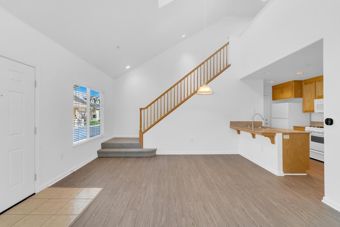 Detail Gallery Image 8 of 51 For 1544 Rosette Way, Gilroy,  CA 95020 - 3 Beds | 2 Baths