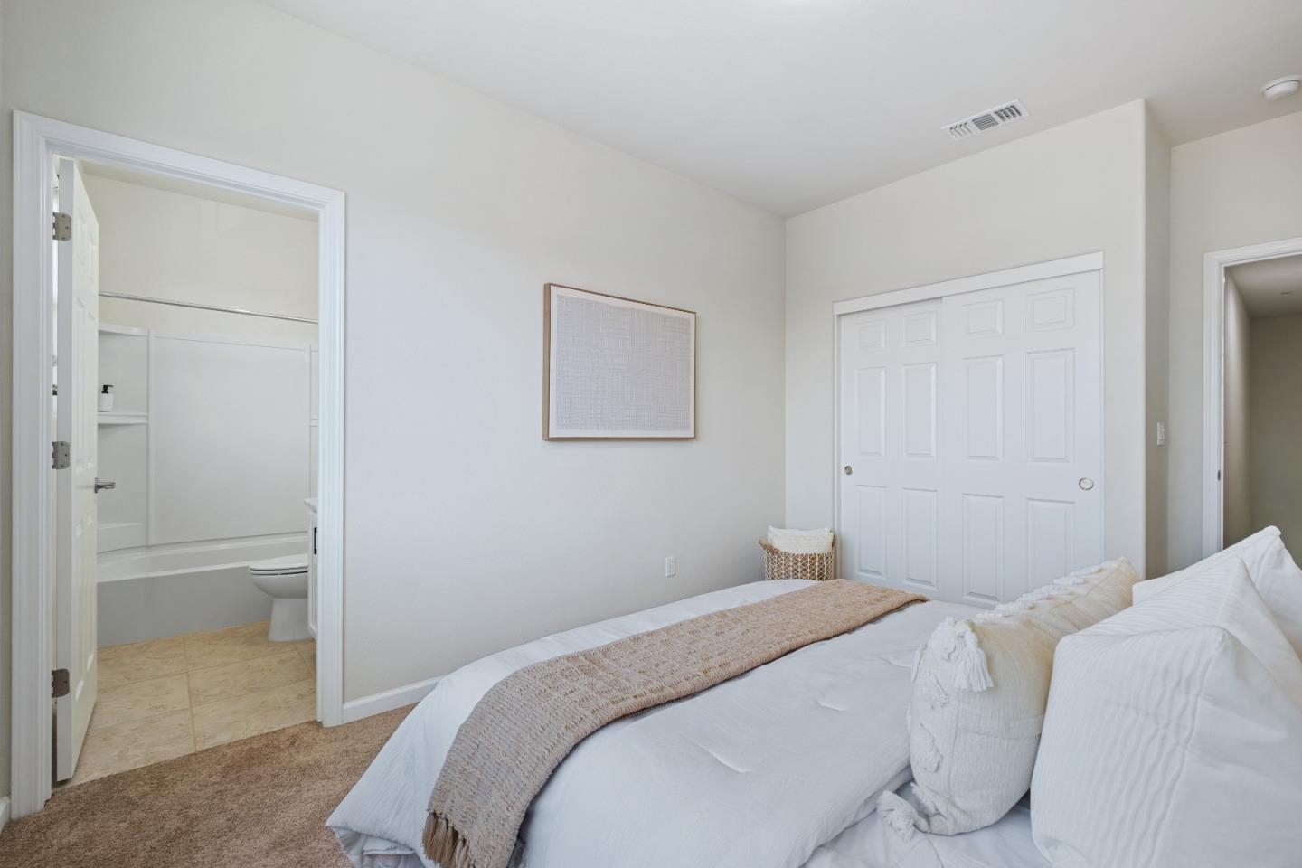 Detail Gallery Image 35 of 60 For 1055 Thyme Wkwy, San Jose,  CA 95133 - 3 Beds | 3/1 Baths