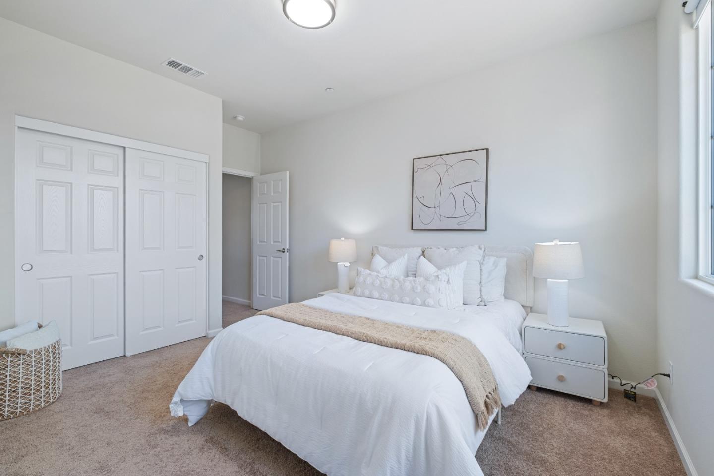 Detail Gallery Image 37 of 60 For 1055 Thyme Wkwy, San Jose,  CA 95133 - 3 Beds | 3/1 Baths