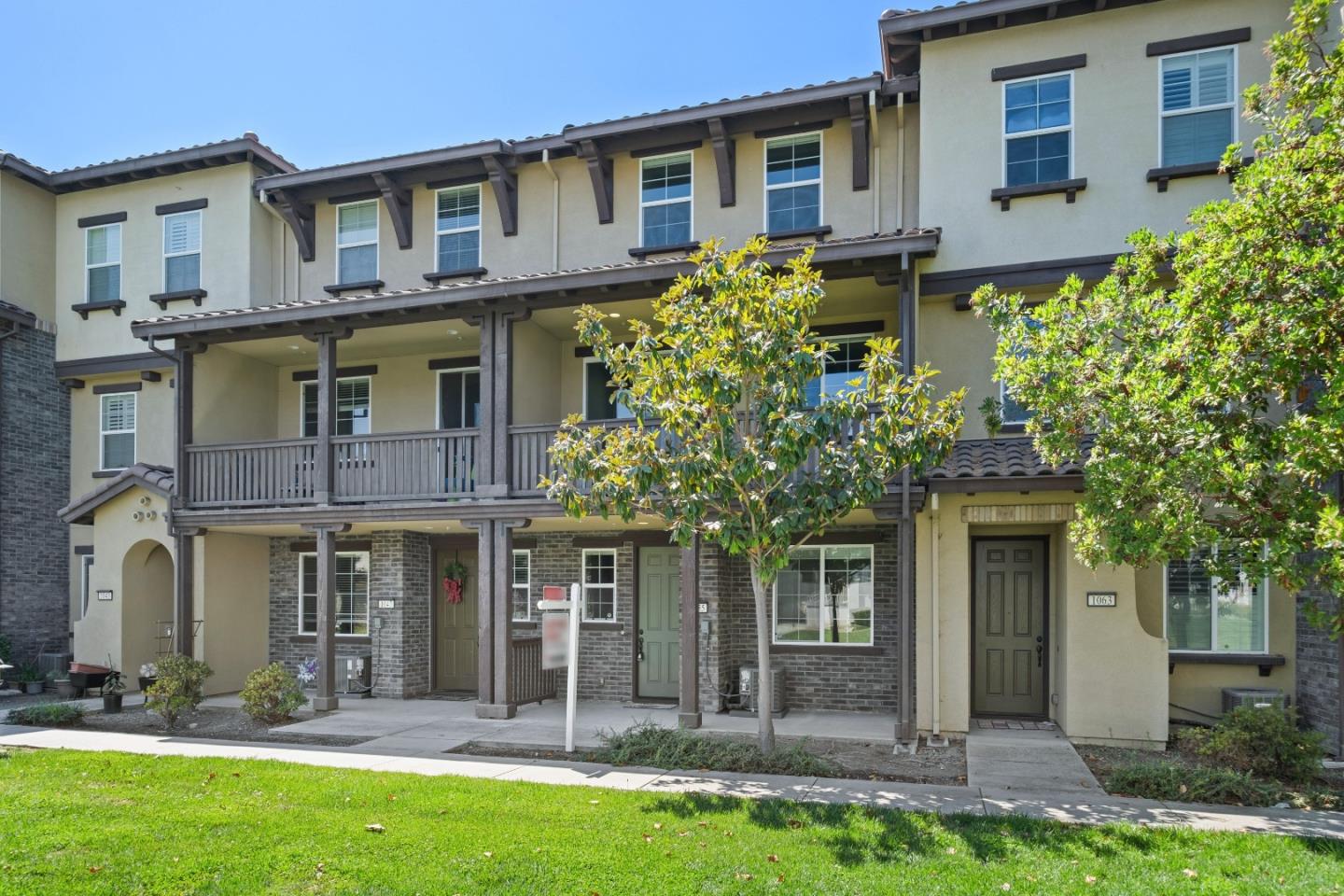 Detail Gallery Image 45 of 60 For 1055 Thyme Wkwy, San Jose,  CA 95133 - 3 Beds | 3/1 Baths