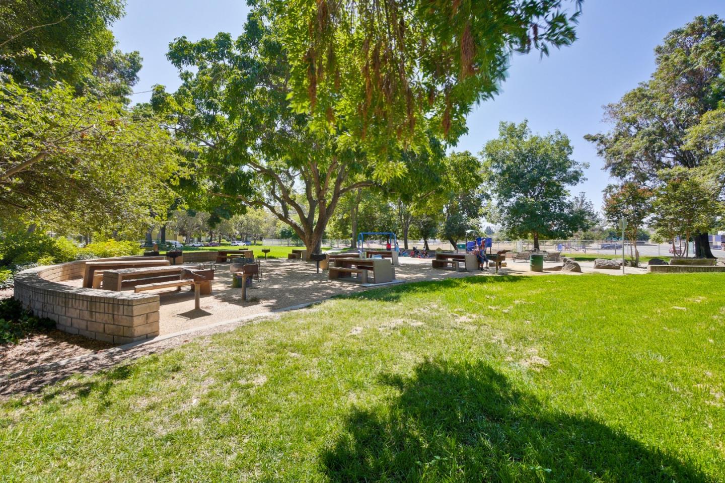 Detail Gallery Image 54 of 60 For 1055 Thyme Wkwy, San Jose,  CA 95133 - 3 Beds | 3/1 Baths