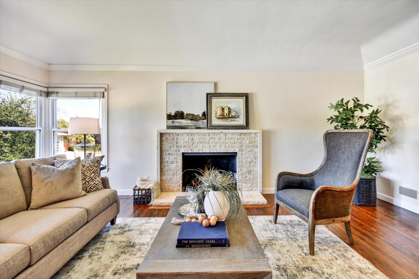 Detail Gallery Image 4 of 51 For 438 Bucknell Dr, San Mateo,  CA 94402 - 4 Beds | 3/1 Baths