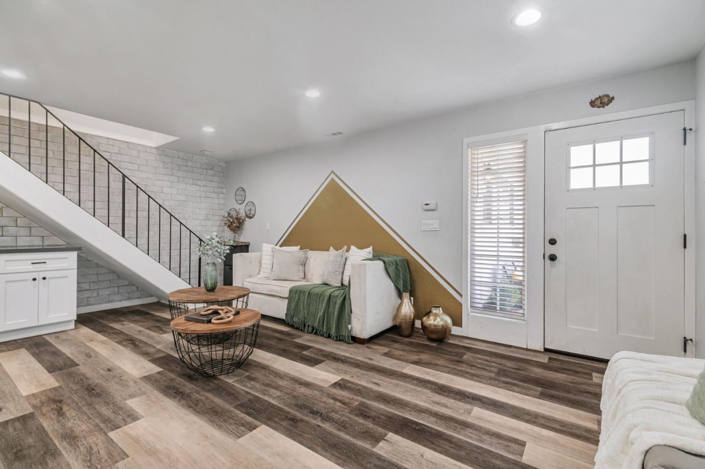 Detail Gallery Image 5 of 22 For 5653 Playa Del Rey #3,  San Jose,  CA 95123 - 2 Beds | 1 Baths