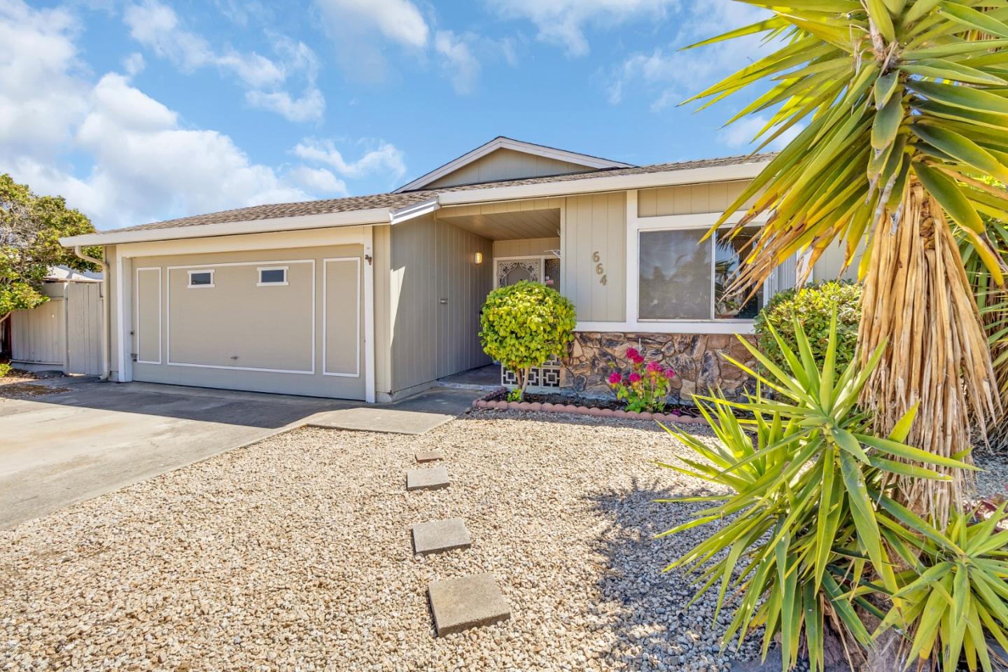 Detail Gallery Image 4 of 41 For 664 Delta Way, Watsonville,  CA 95076 - 2 Beds | 2 Baths