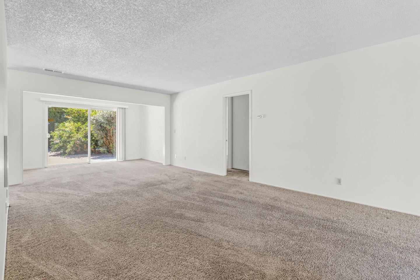 Detail Gallery Image 9 of 41 For 664 Delta Way, Watsonville,  CA 95076 - 2 Beds | 2 Baths
